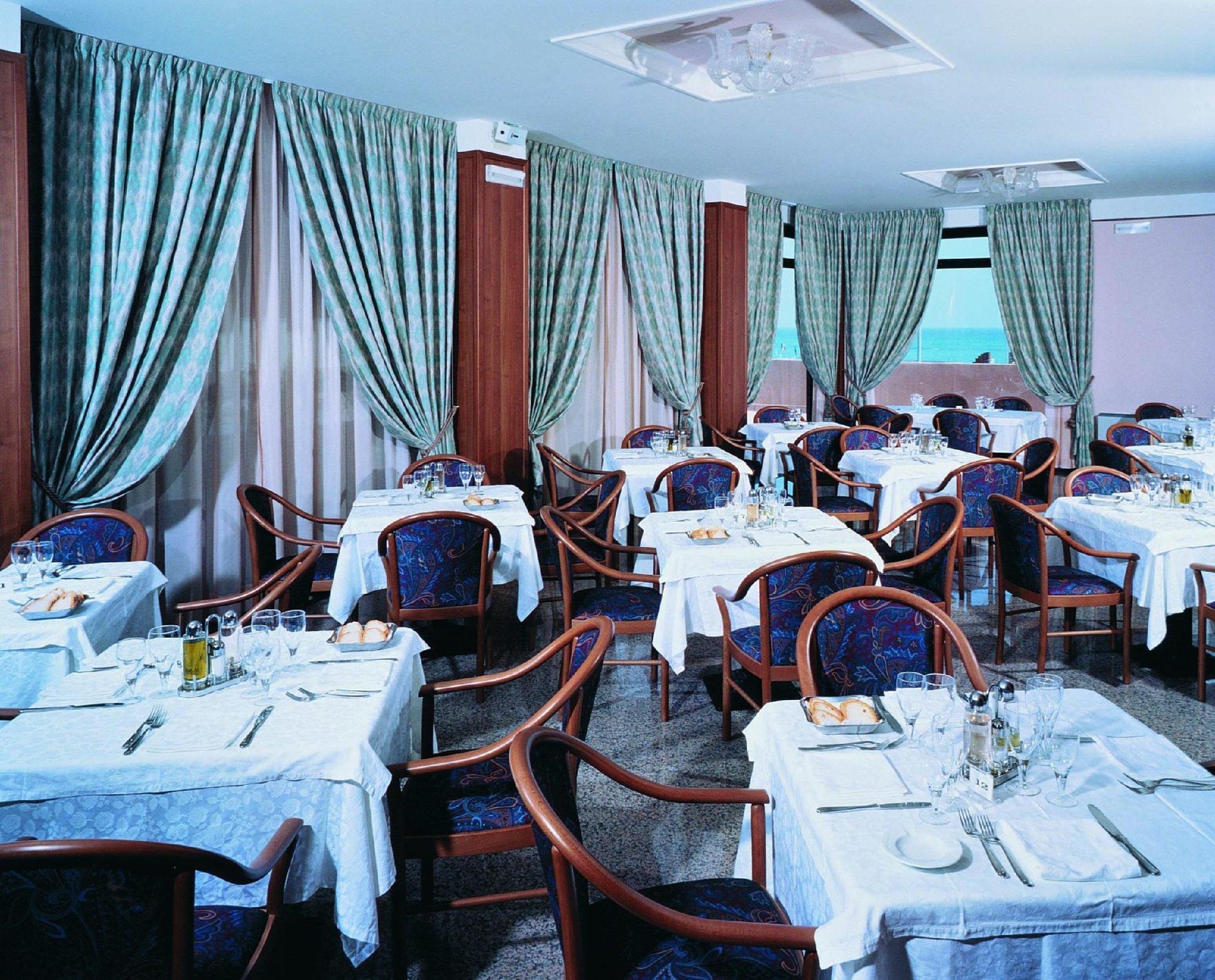 Hotel Rossini Pesaro Restaurant bilde